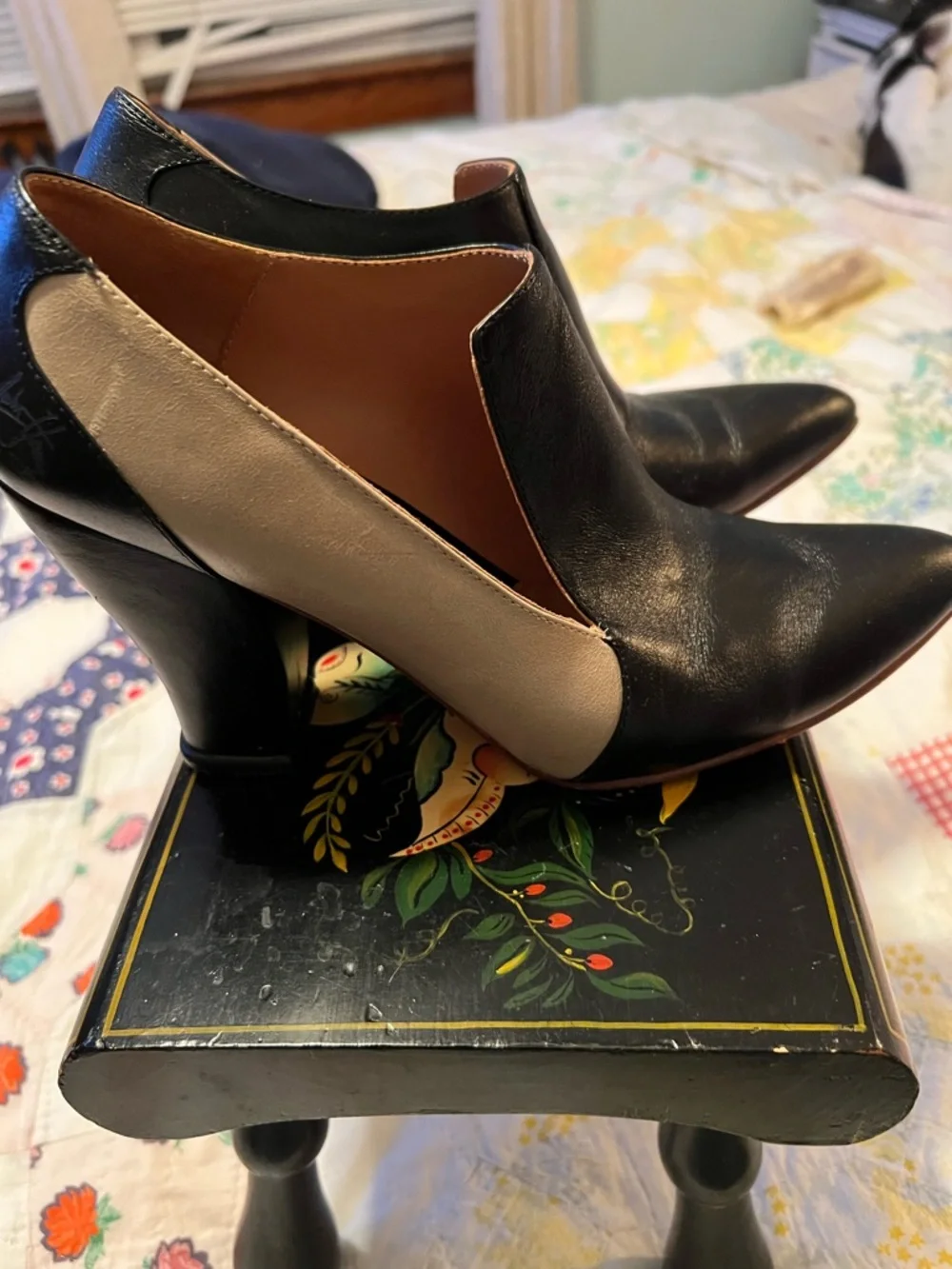John Fluevog Black Leather Slip-On womens  Shoes